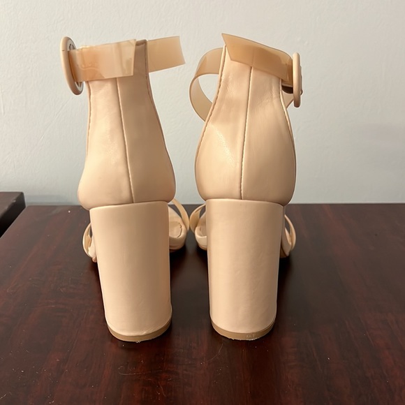 Shoes - Picture 3 of 4